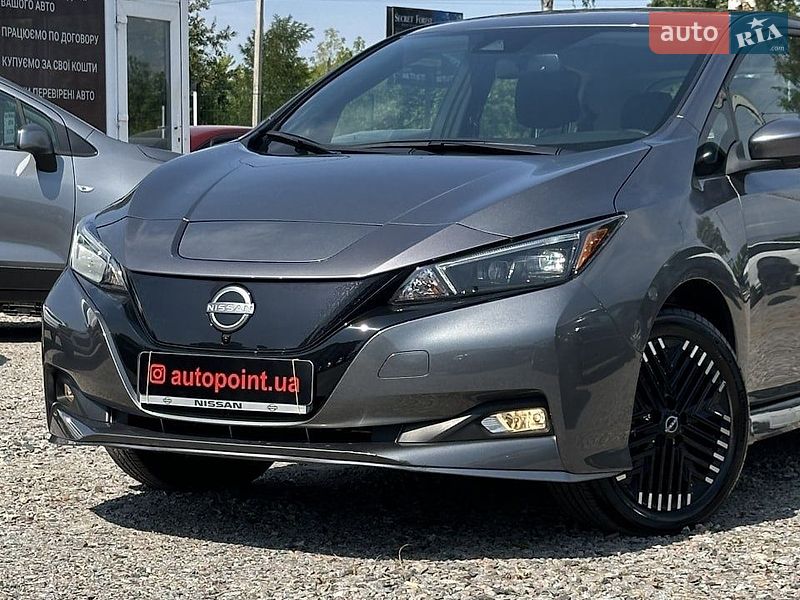 Хетчбек Nissan Leaf 2024 в Білогородці