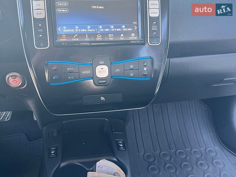 Хэтчбек Nissan Leaf 2017 в Бережанах