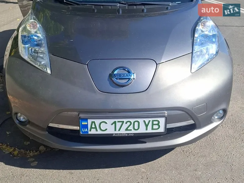 Nissan Leaf