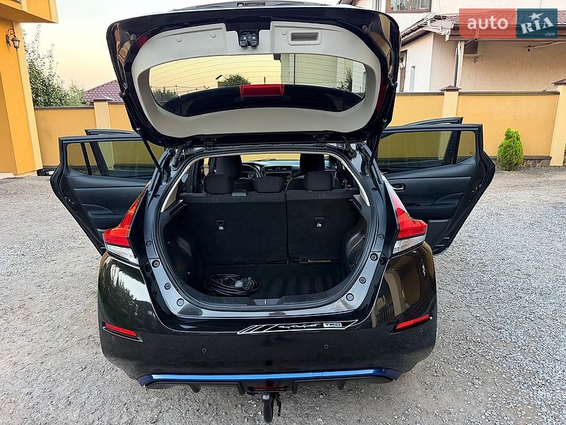 Хэтчбек Nissan Leaf 2019 в Львове