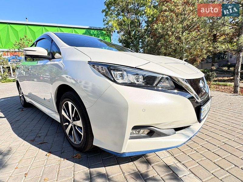 Хэтчбек Nissan Leaf 2019 в Белгороде-Днестровском