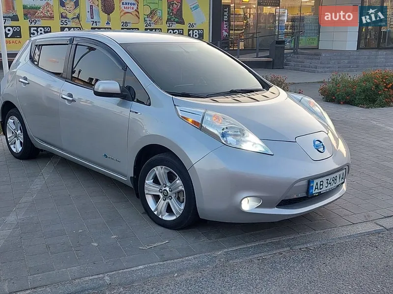 Nissan Leaf