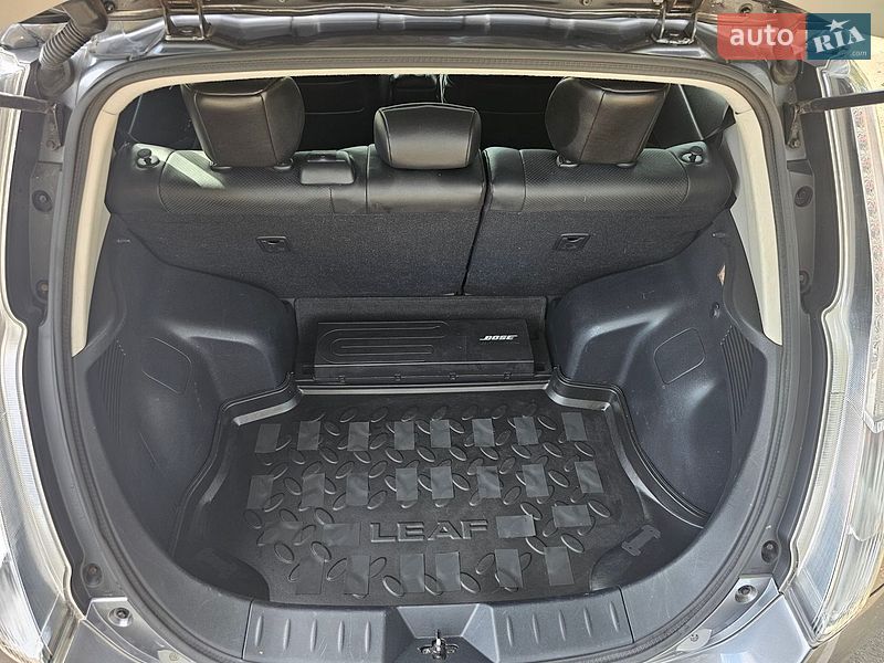 Хетчбек Nissan Leaf 2016 в Києві фото 28 Хетчбек Nissan Leaf 2016 в Києві