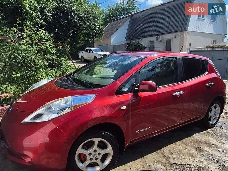 Nissan Leaf