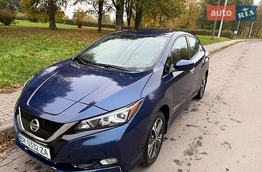 Хетчбек Nissan Leaf 2019 в Луцьку