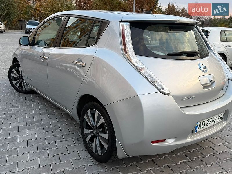 Хэтчбек Nissan Leaf 2016 в Виннице