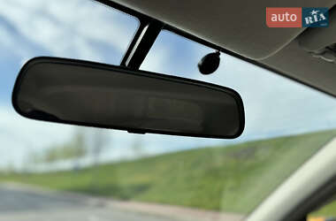 Хетчбек Nissan March 2014 в 