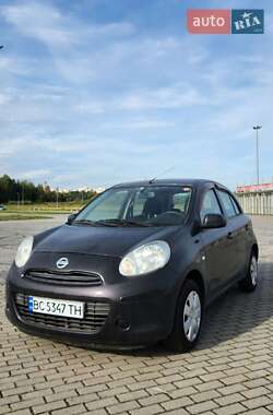 Хетчбек Nissan March 2011 в 