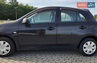 Хетчбек Nissan March 2011 в 