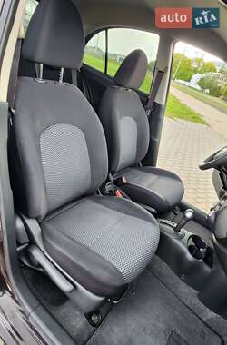 Хэтчбек Nissan March 2013 в 