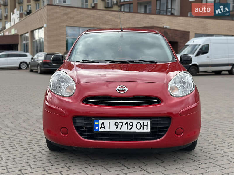 Хетчбек Nissan March 2010 в Житомирі