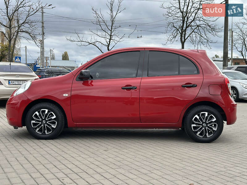 Хетчбек Nissan March 2010 в Житомирі