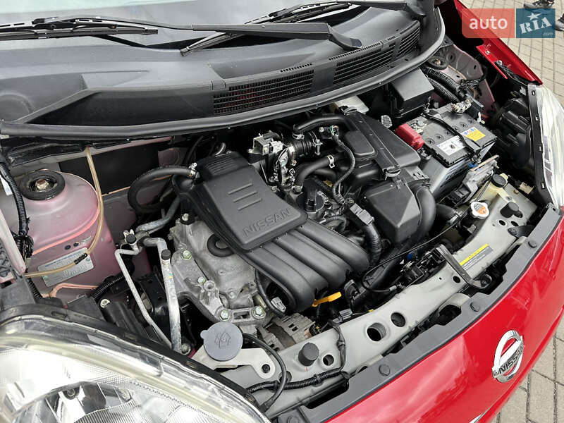 Хетчбек Nissan March 2010 в Житомирі