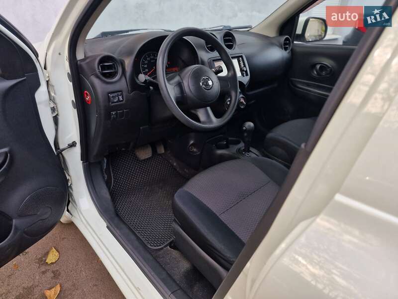 Хетчбек Nissan March 2012 в Одесі фото 38 Хетчбек Nissan March 2012 в Одесі