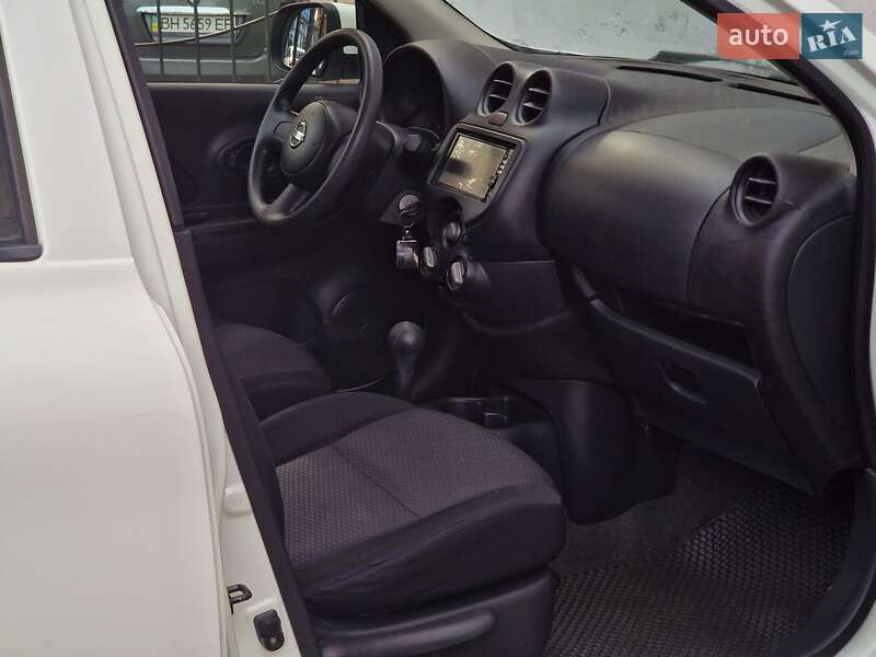 Хетчбек Nissan March 2012 в Одесі фото 47 Хетчбек Nissan March 2012 в Одесі