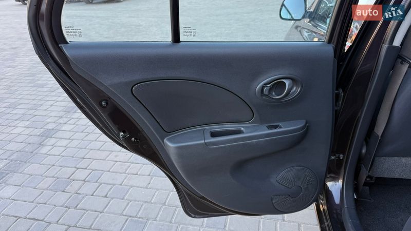 Хэтчбек Nissan March 2013 в Киеве