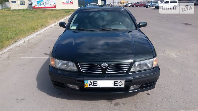 Nissan Maxima QX 1996 року