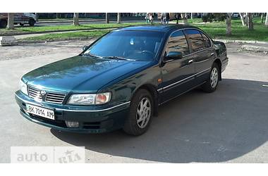 Седан Nissan Maxima 1999 в Ровно