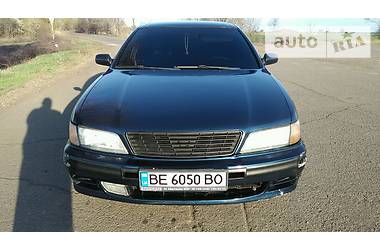 Седан Nissan Maxima 1996 в Первомайске