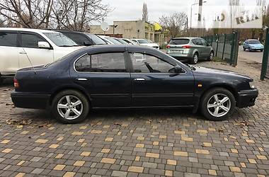 Седан Nissan Maxima 1998 в Одессе