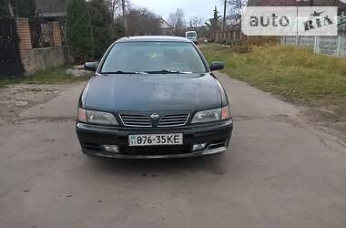 Седан Nissan Maxima 1996 в Рокитном