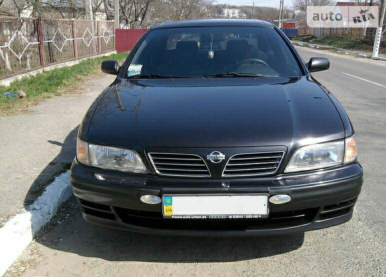 Седан Nissan Maxima 1998 в Хмельницком