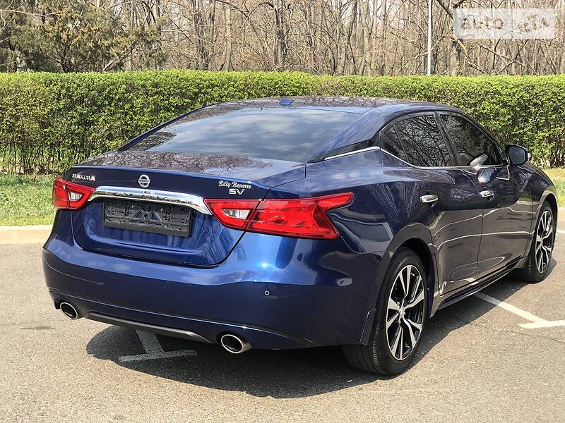 Седан Nissan Maxima 2018 в Одесі