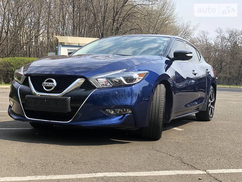Седан Nissan Maxima 2018 в Одесі