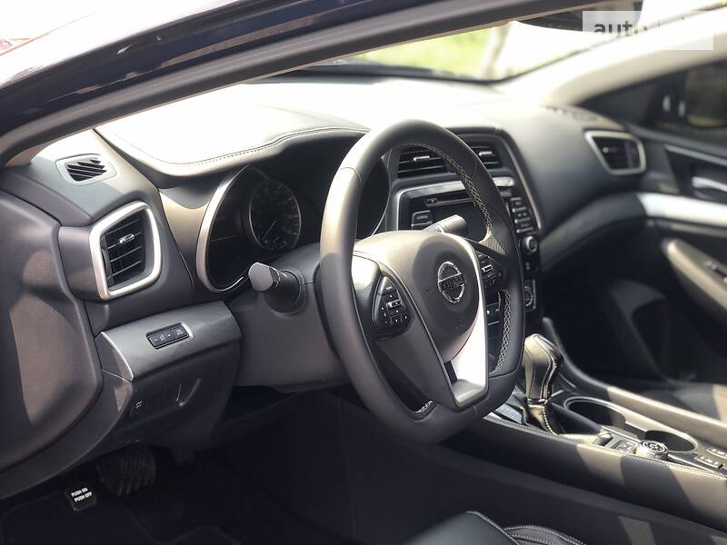 Седан Nissan Maxima 2018 в Одесі