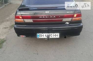 Седан Nissan Maxima 1997 в Измаиле