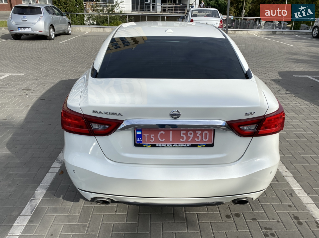 2016 Nissan Maxima - мініатюра 11