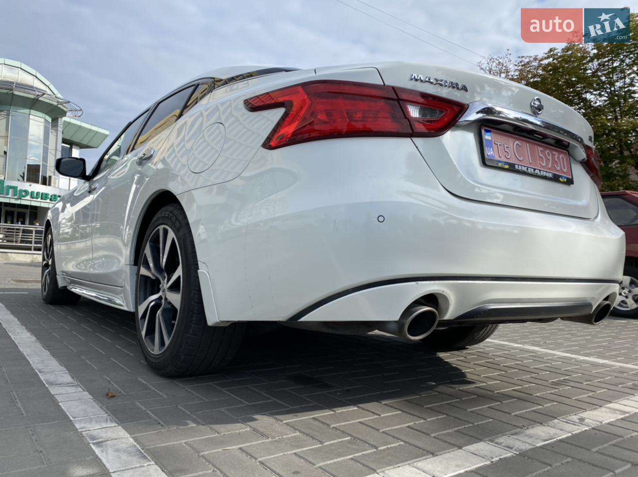 2016 Nissan Maxima - мініатюра 14