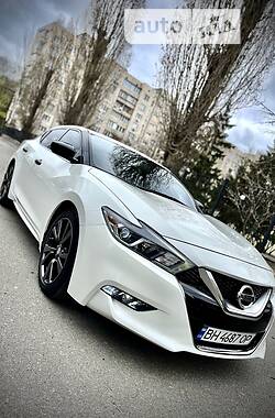 Седан Nissan Maxima 2017 в Киеве