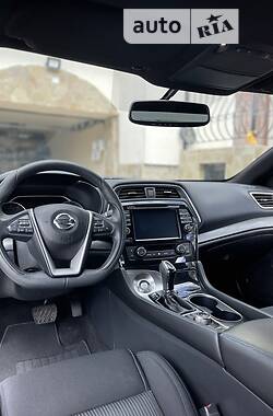 Седан Nissan Maxima 2017 в Киеве