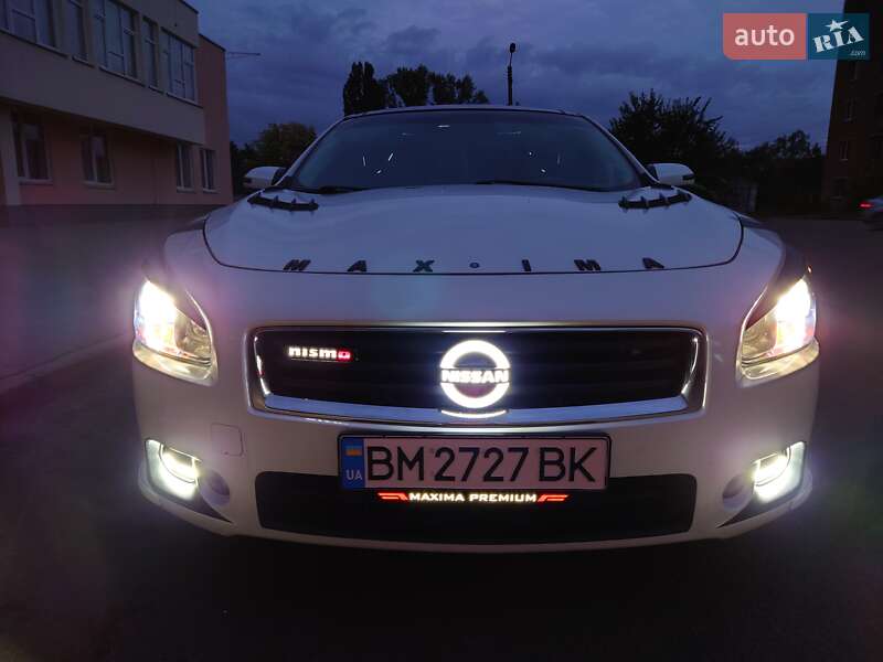 Седан Nissan Maxima 2014 в Полтаві