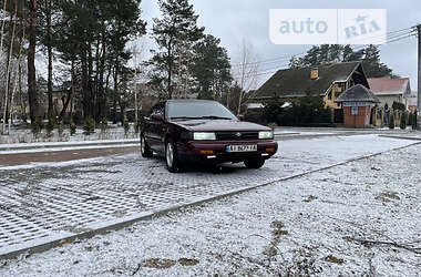 Седан Nissan Maxima 1989 в Броварах