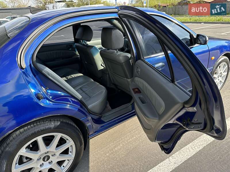 Седан Nissan Maxima 1997 в Киеве фото 22 Седан Nissan Maxima 1997 в Киеве