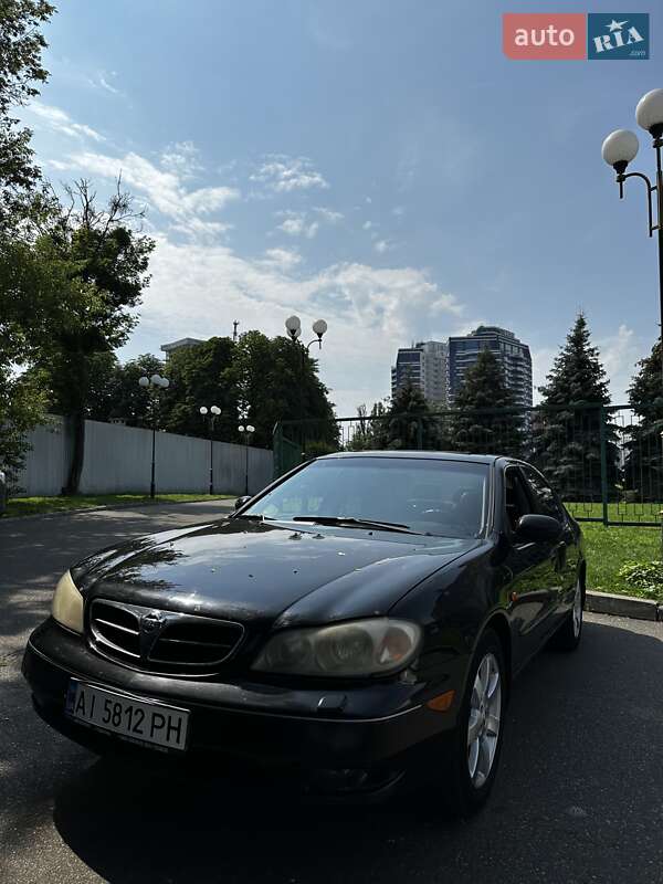 Седан Nissan Maxima 2004 в Киеве
