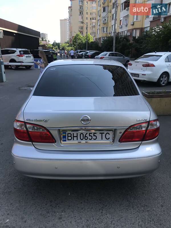 Седан Nissan Maxima 2001 в Одессе