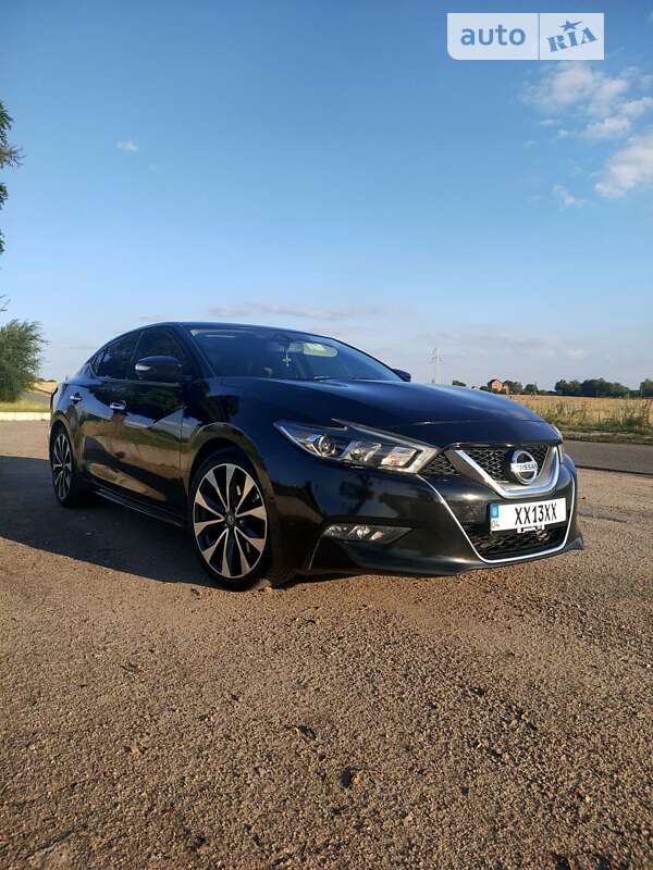Седан Nissan Maxima 2016 в Днепре