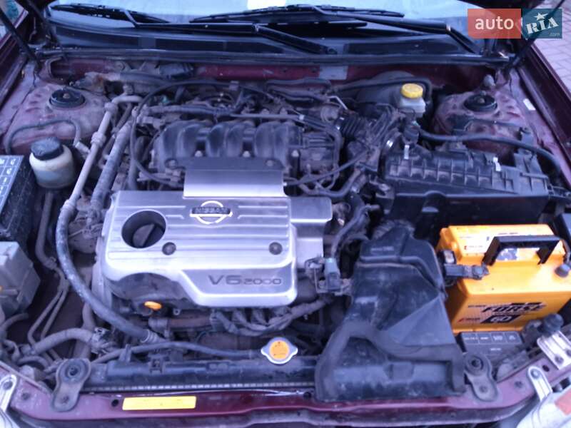 Седан Nissan Maxima 2000 в Білій Церкві