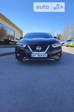 Седан Nissan Maxima 2017 в Киеве