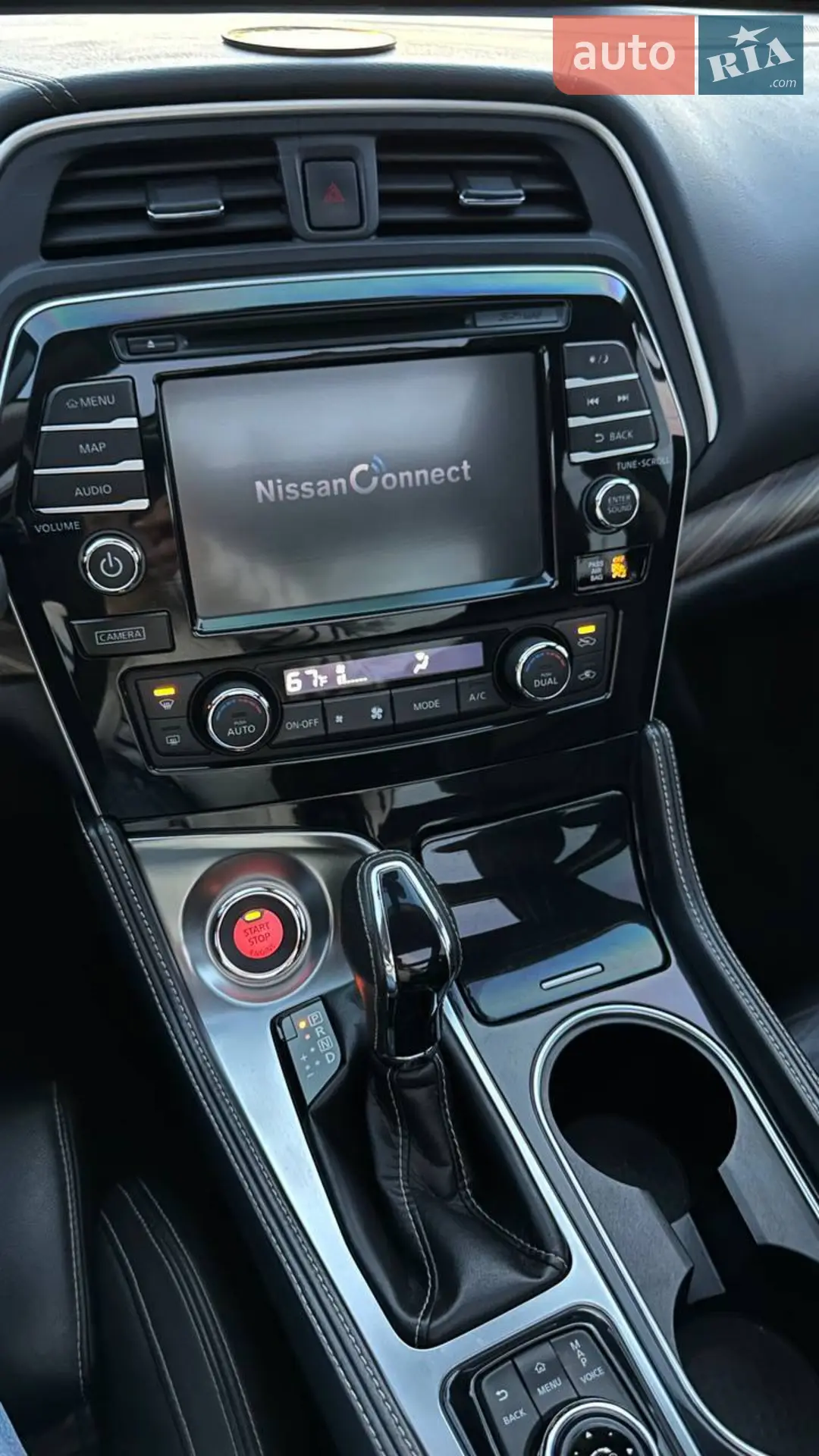 2017 Nissan Maxima - мініатюра 15