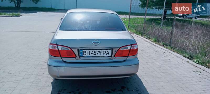 Nissan Maxima 2001