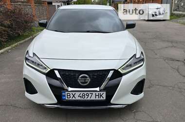 Седан Nissan Maxima 2019 в Киеве