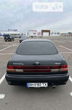 Седан Nissan Maxima 1994 в Одессе