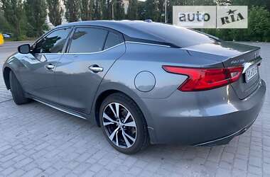 Седан Nissan Maxima 2017 в Павлограде