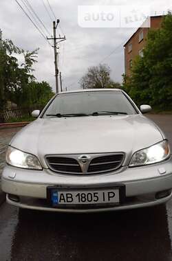 Седан Nissan Maxima 2001 в Жмеринке