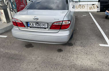 Седан Nissan Maxima 2001 в Києві