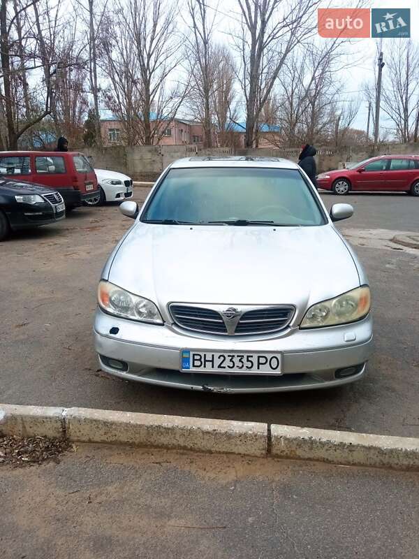 Седан Nissan Maxima 2000 в Белгороде-Днестровском
